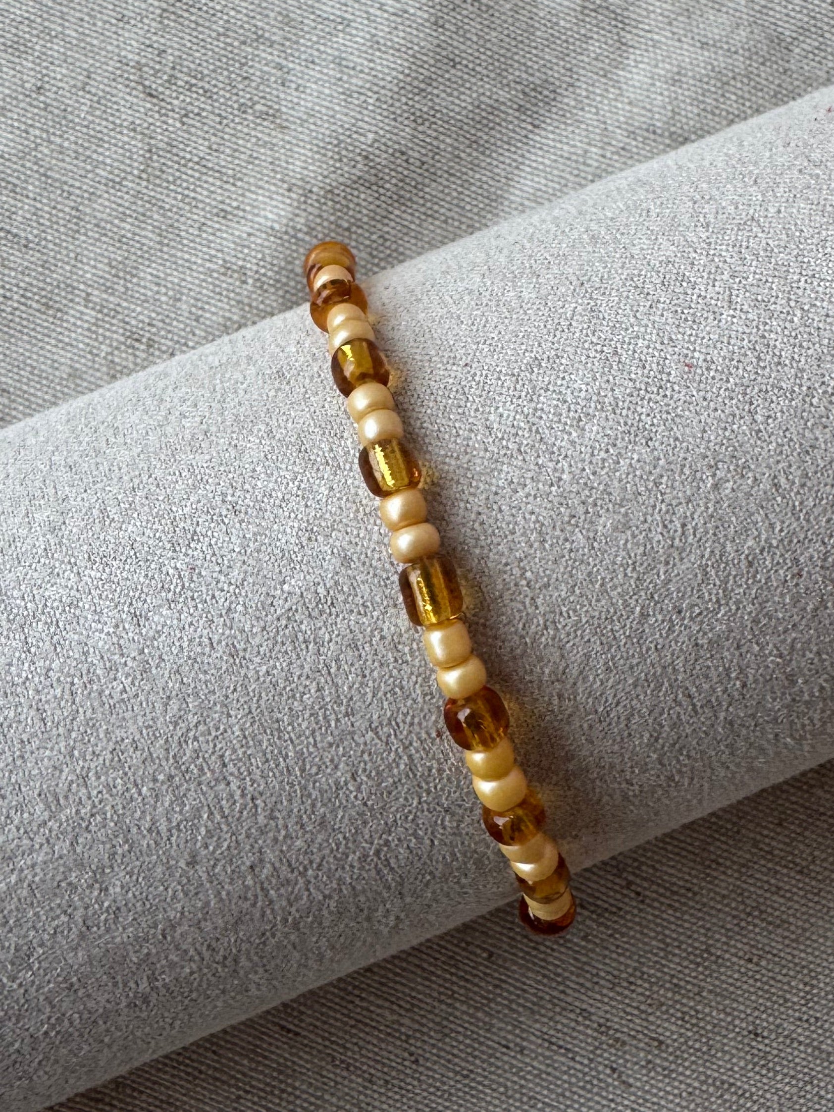 Pulsera elástica, MC-101