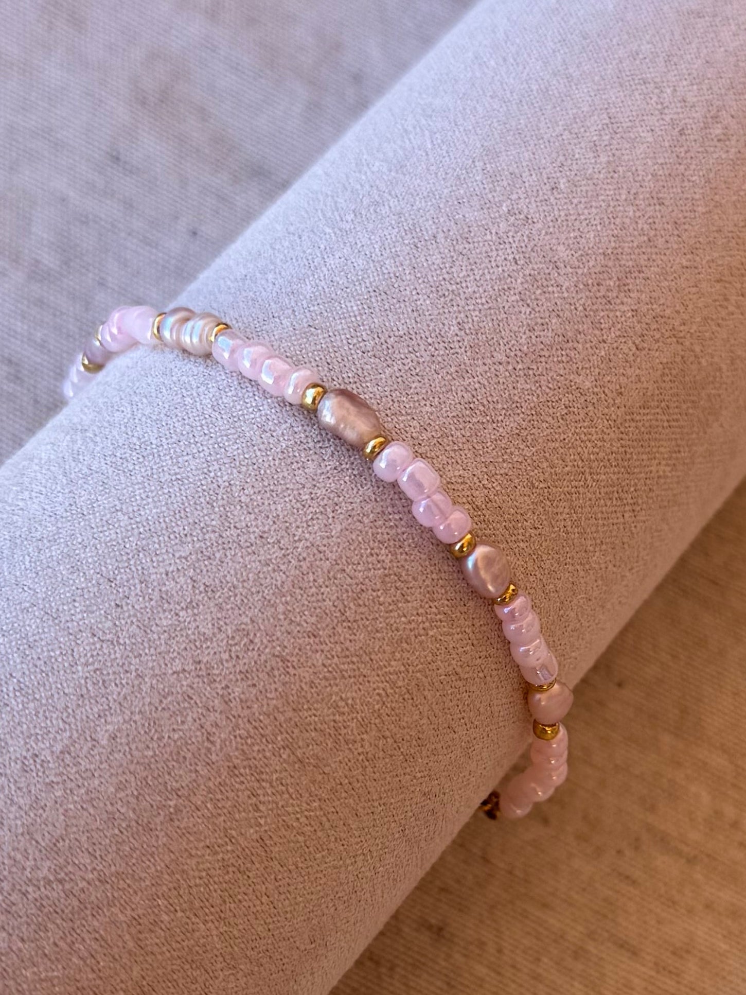 Pulsera con perlas regulable, MC-403